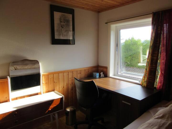 Airbnb And Booking At Postvegen 95 Vigra Kültér fotó